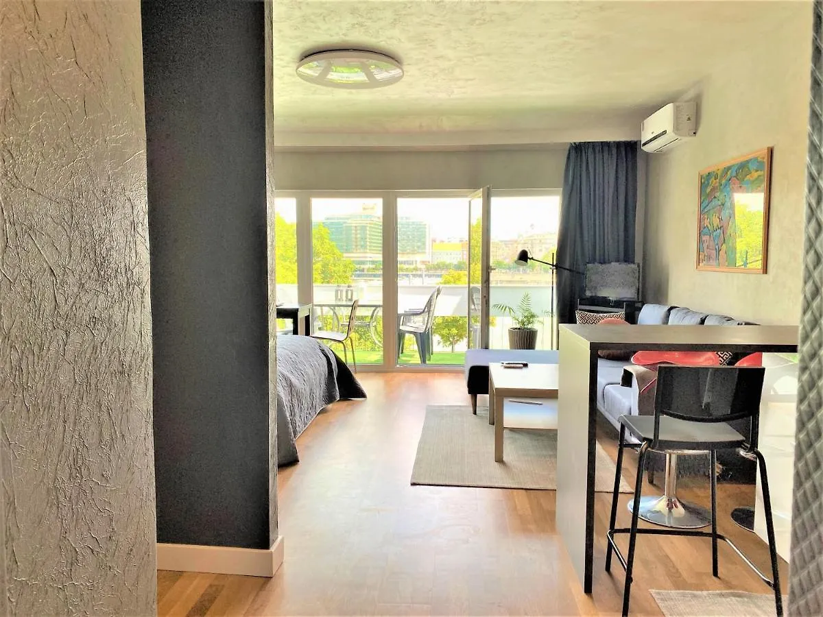 Apartment Danube View Artapartment With Balcony Budapest